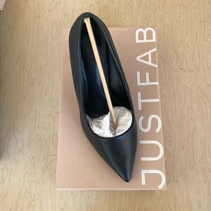 Gisselle Black Pump size 8.5